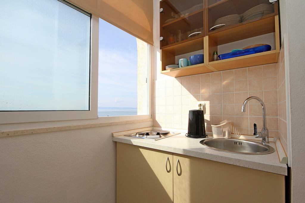 Apartments Adrion Drašnice Zimmer foto
